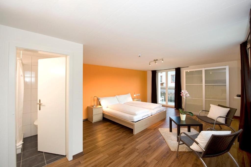 Hotel Restaurant Roessli Uetendorf Ruang foto