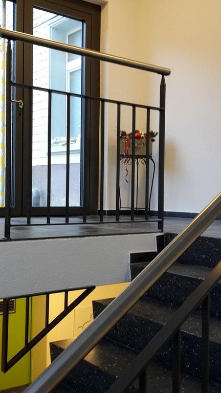 Hotel Restaurant Roessli Uetendorf Bagian luar foto